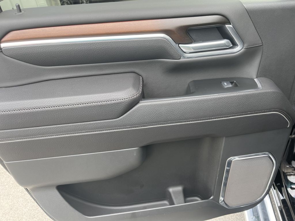 2025 GMC Sierra Image 15