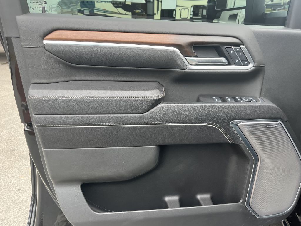 2025 GMC Sierra Image 18
