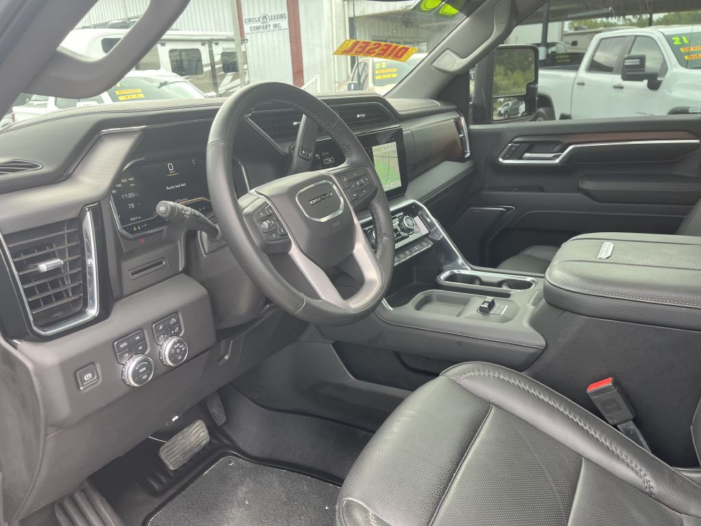 2025 GMC Sierra Image 22