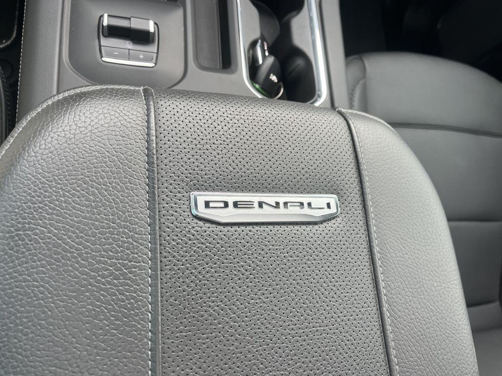 2025 GMC Sierra Image 27