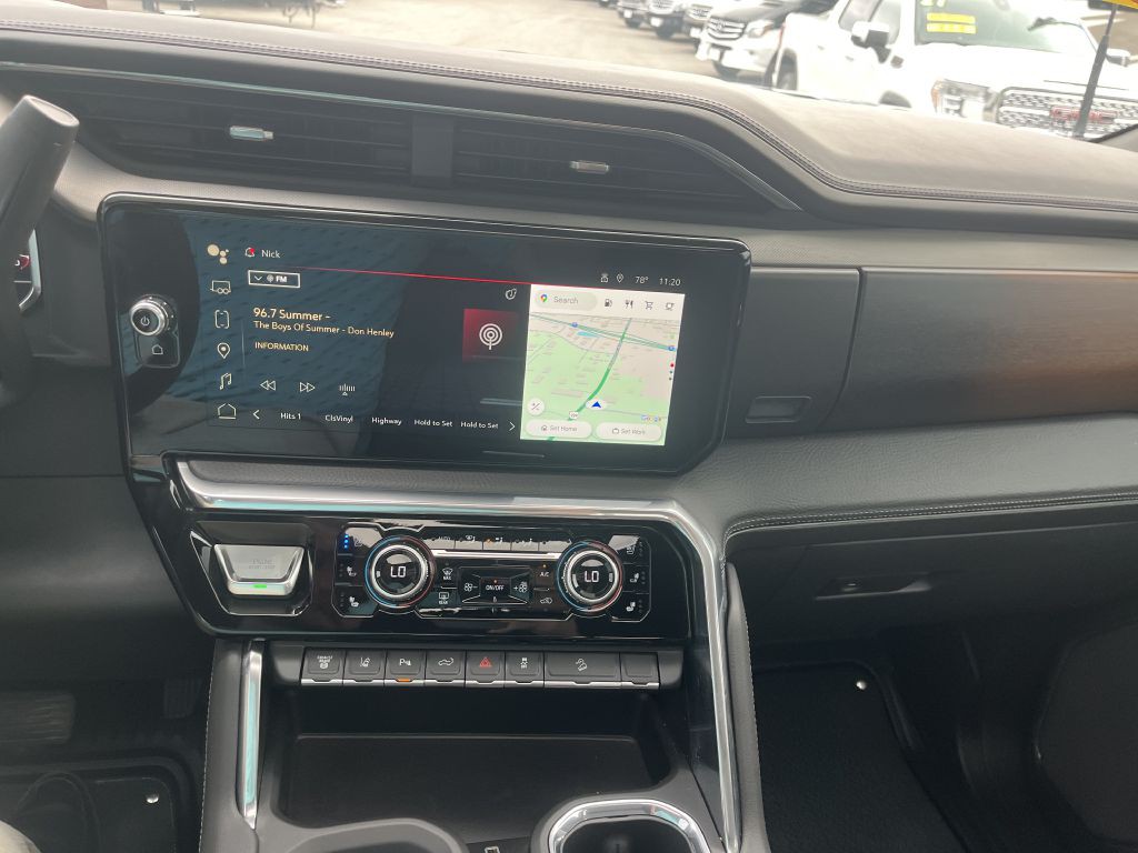 2025 GMC Sierra Image 30
