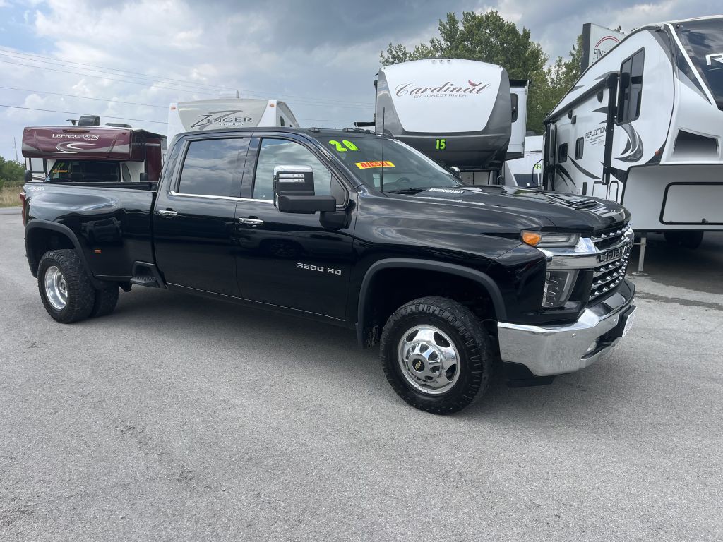 2020 Chevrolet Silverado 1500 Image 2