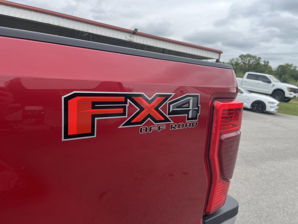 2021 Ford F-250 Image 11