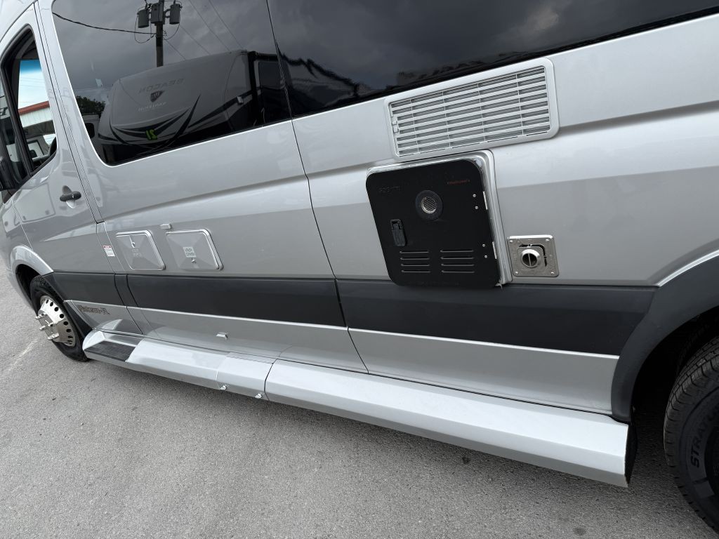 2018 Mercedes-Benz Sprinter Image 11