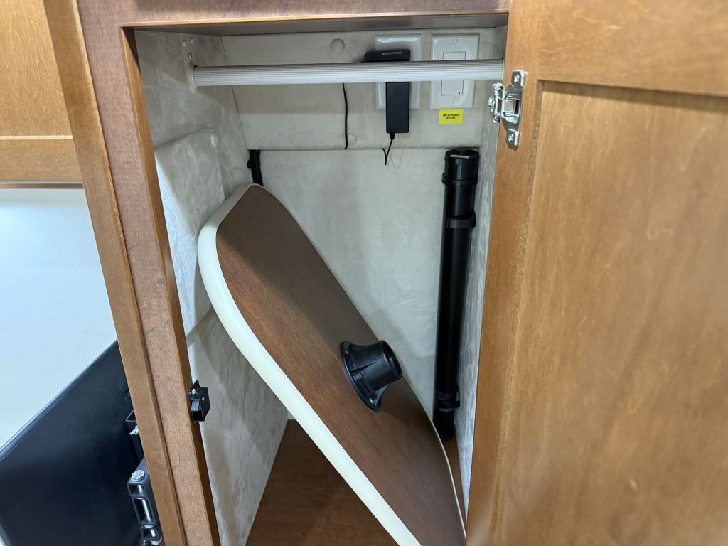 2018 Mercedes-Benz Sprinter Image 54