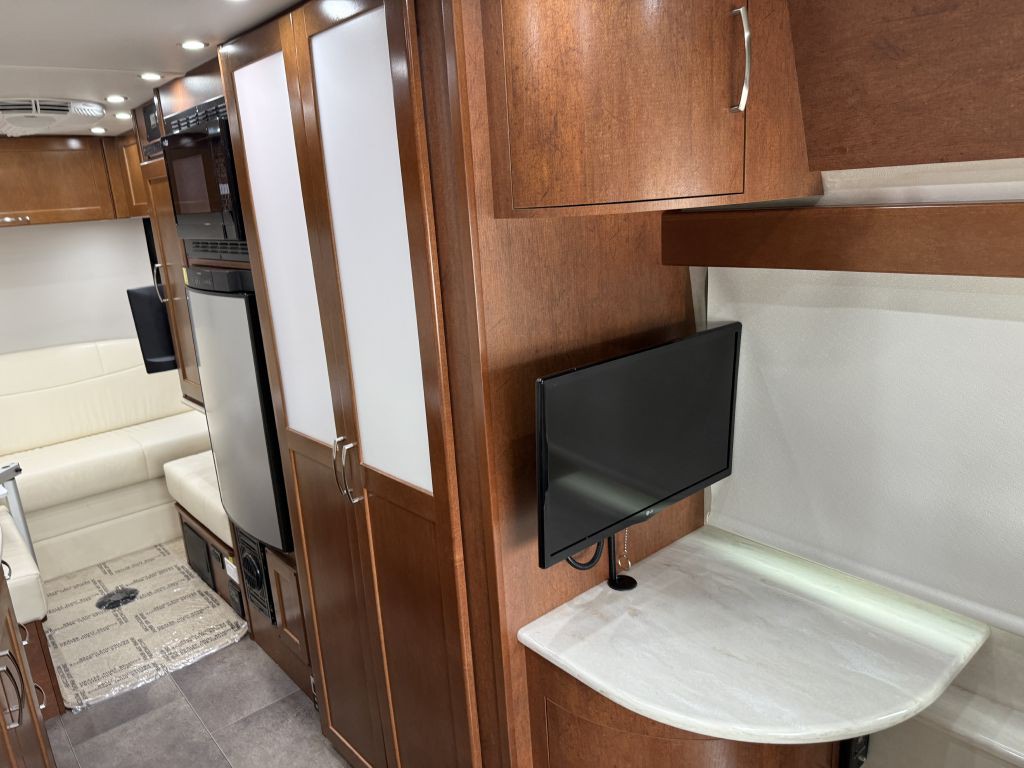 2018 Mercedes-Benz Sprinter Image 65