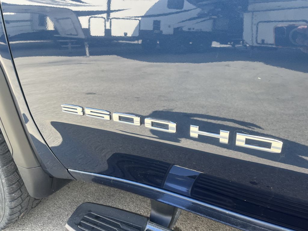2022 GMC Sierra Image 8