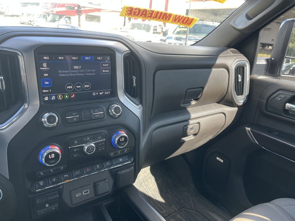 2022 GMC Sierra Image 30