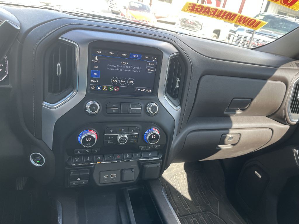 2022 GMC Sierra Image 32