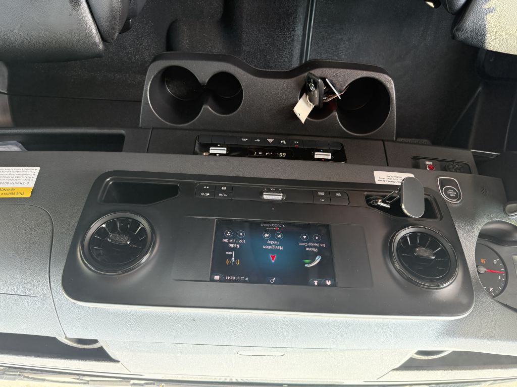 2020 Mercedes-Benz Sprinter Image 40