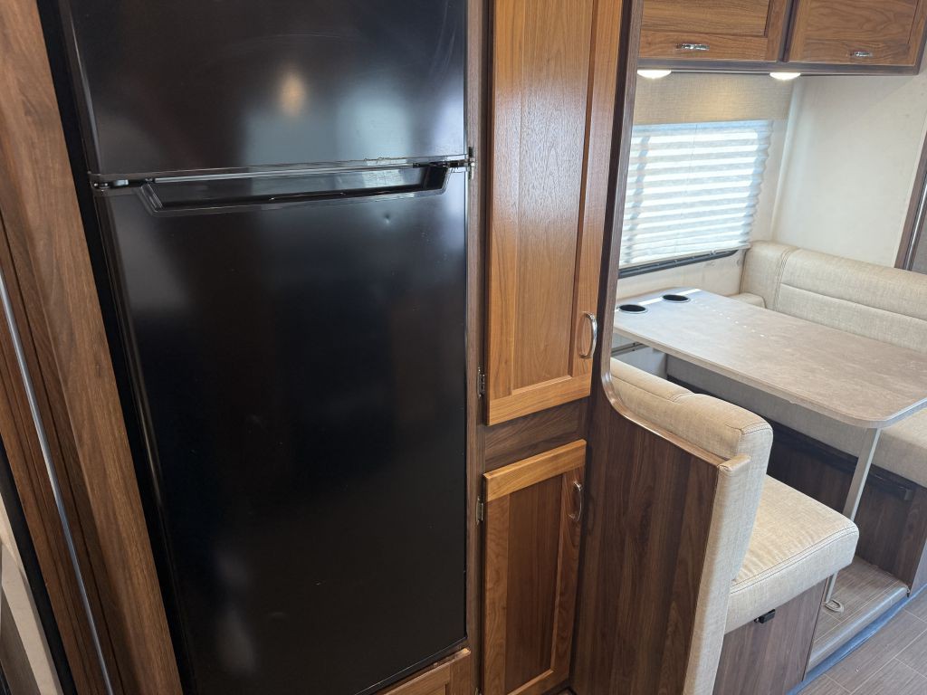 2020 Mercedes-Benz Sprinter Image 55