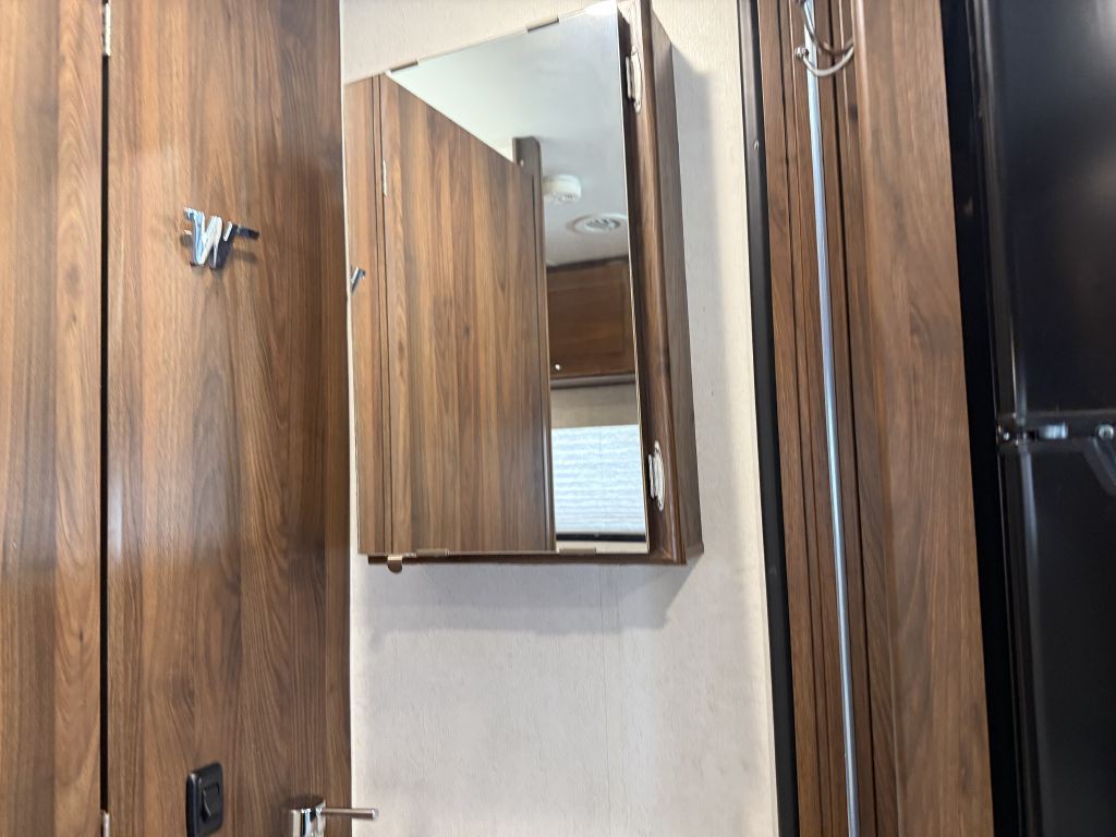 2020 Mercedes-Benz Sprinter Image 62