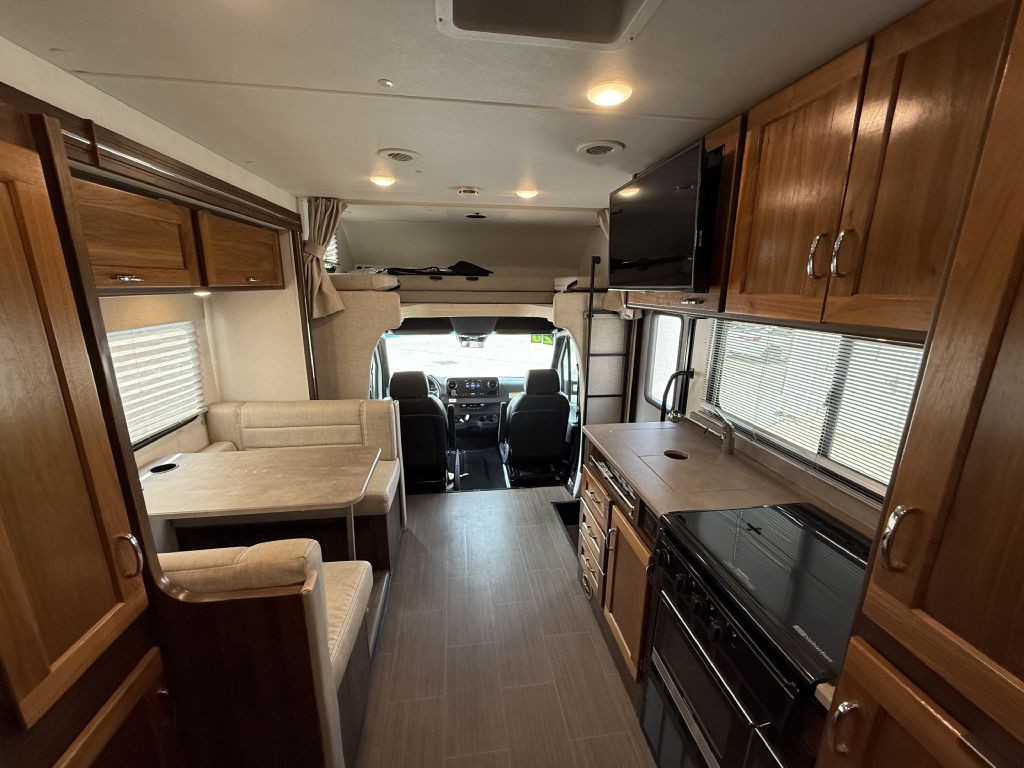 2020 Mercedes-Benz Sprinter Image 68