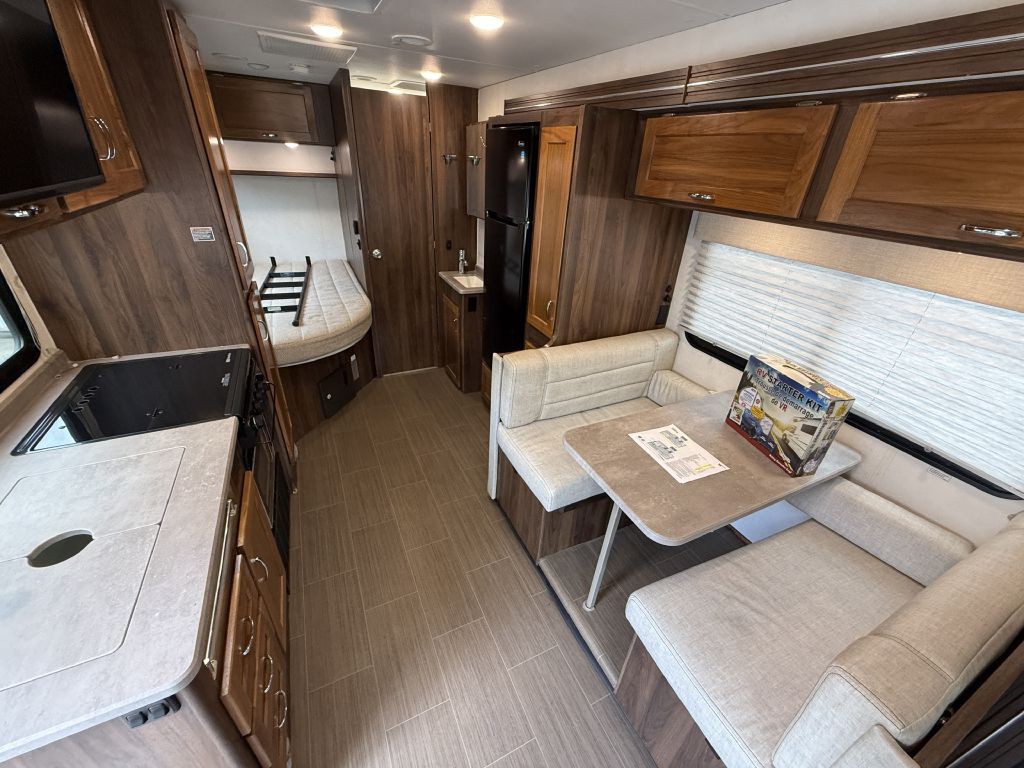2020 Mercedes-Benz Sprinter Image 35