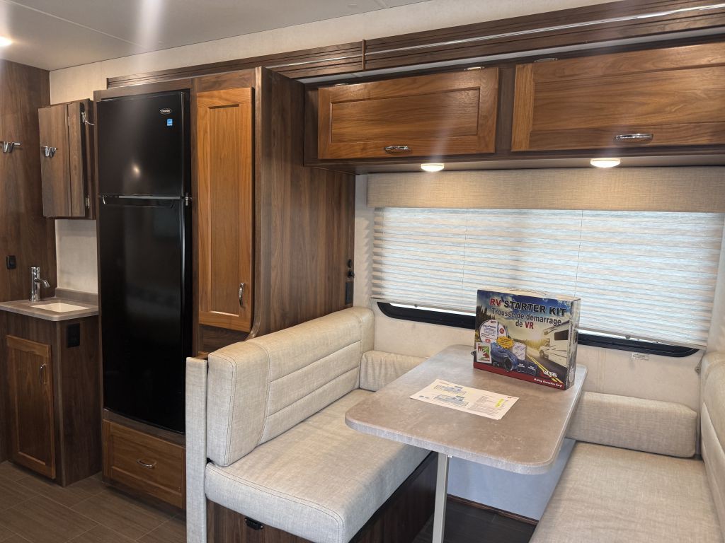 2020 Mercedes-Benz Sprinter Image 44