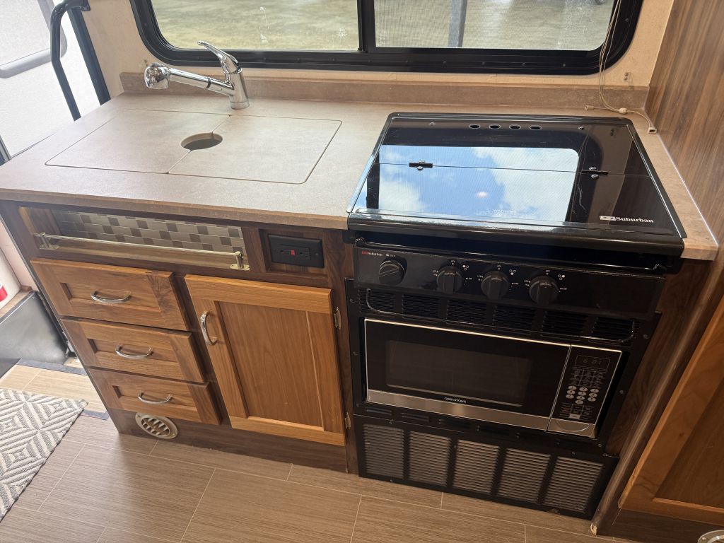 2020 Mercedes-Benz Sprinter Image 48