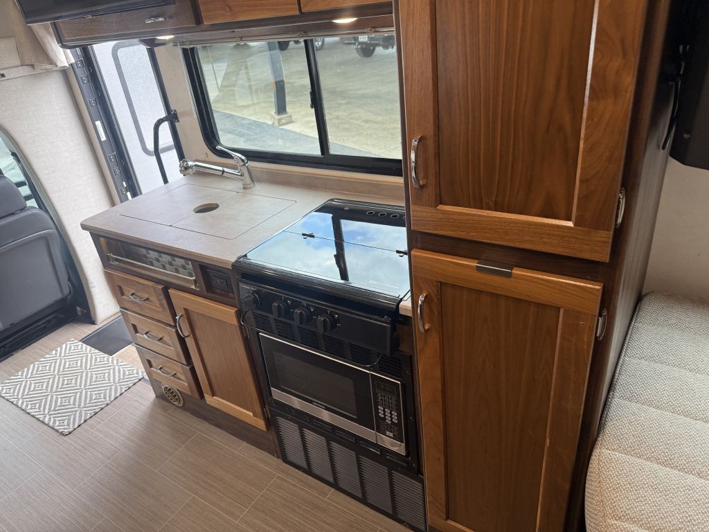 2020 Mercedes-Benz Sprinter Image 49