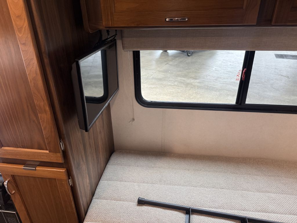 2020 Mercedes-Benz Sprinter Image 59
