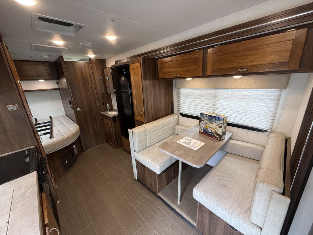 2020 Mercedes-Benz Sprinter Image 64