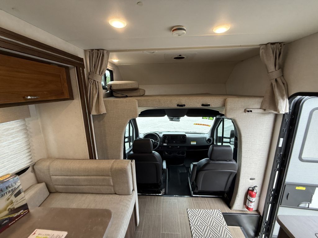 2020 Mercedes-Benz Sprinter Image 65