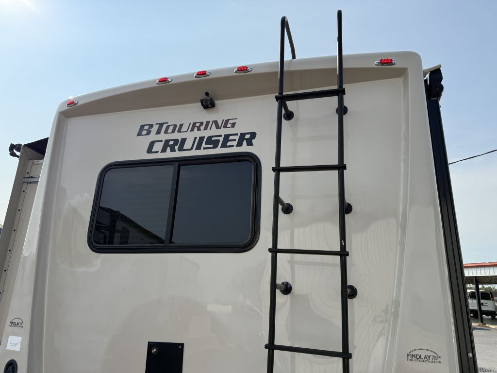 2018 Ford Econoline Image 28