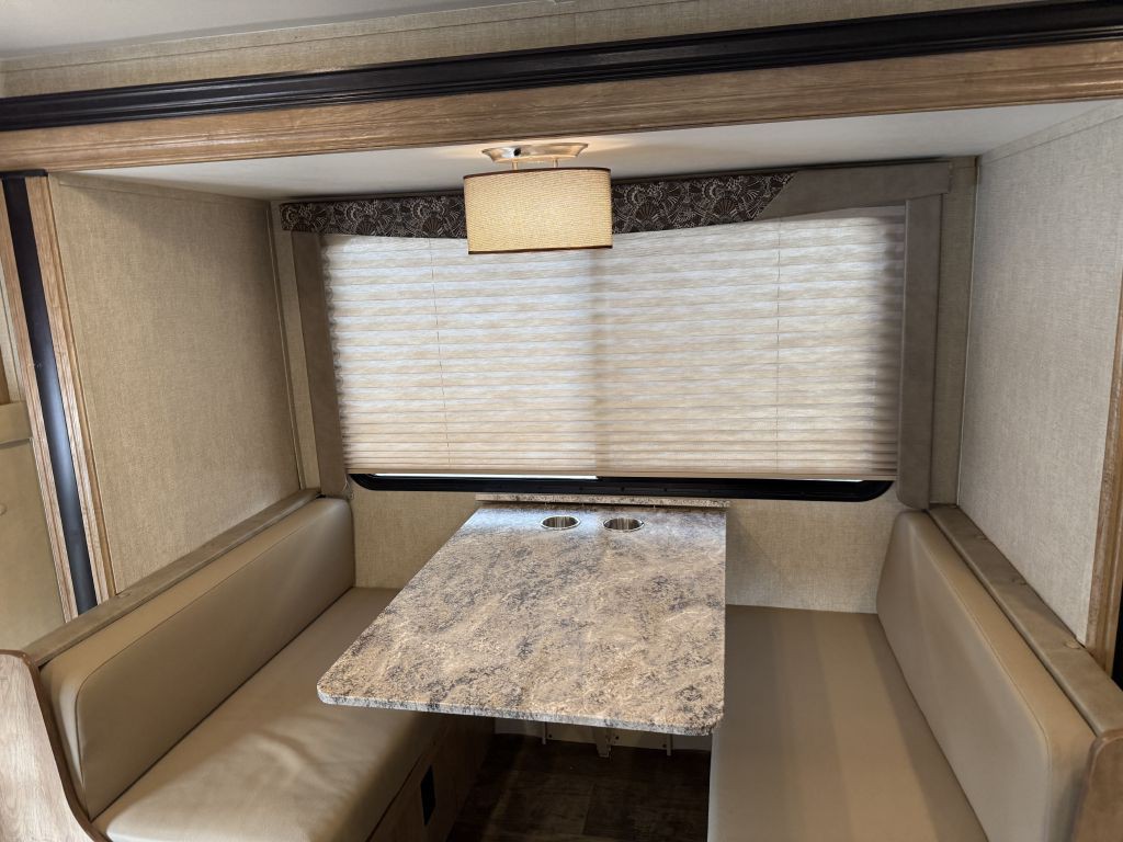 2018 Ford Econoline Image 42