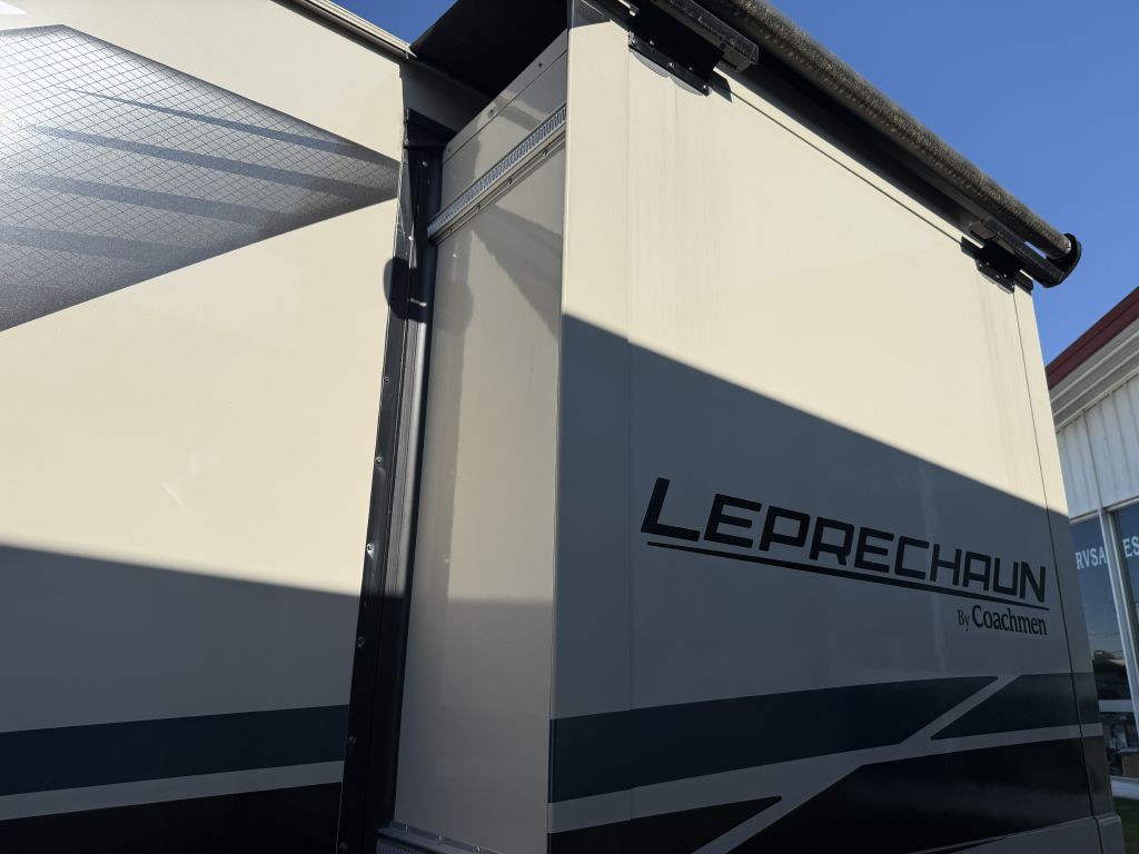 2022 Ford Econoline Image 19