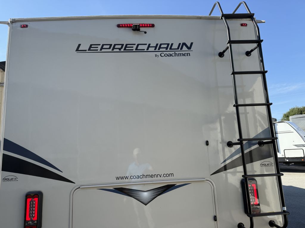 2022 Ford Econoline Image 26