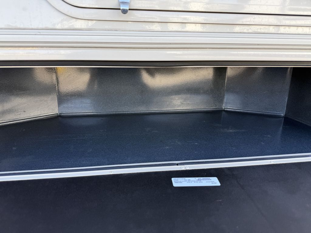 2022 Ford Econoline Image 32