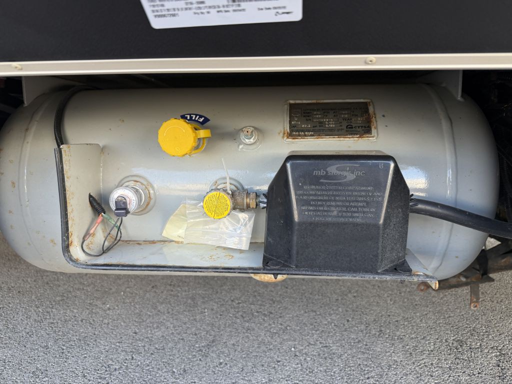 2022 Ford Econoline Image 34