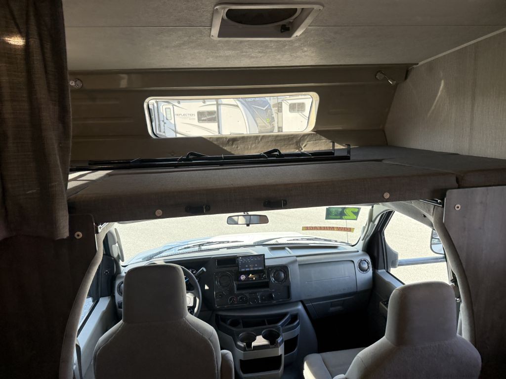 2022 Ford Econoline Image 55