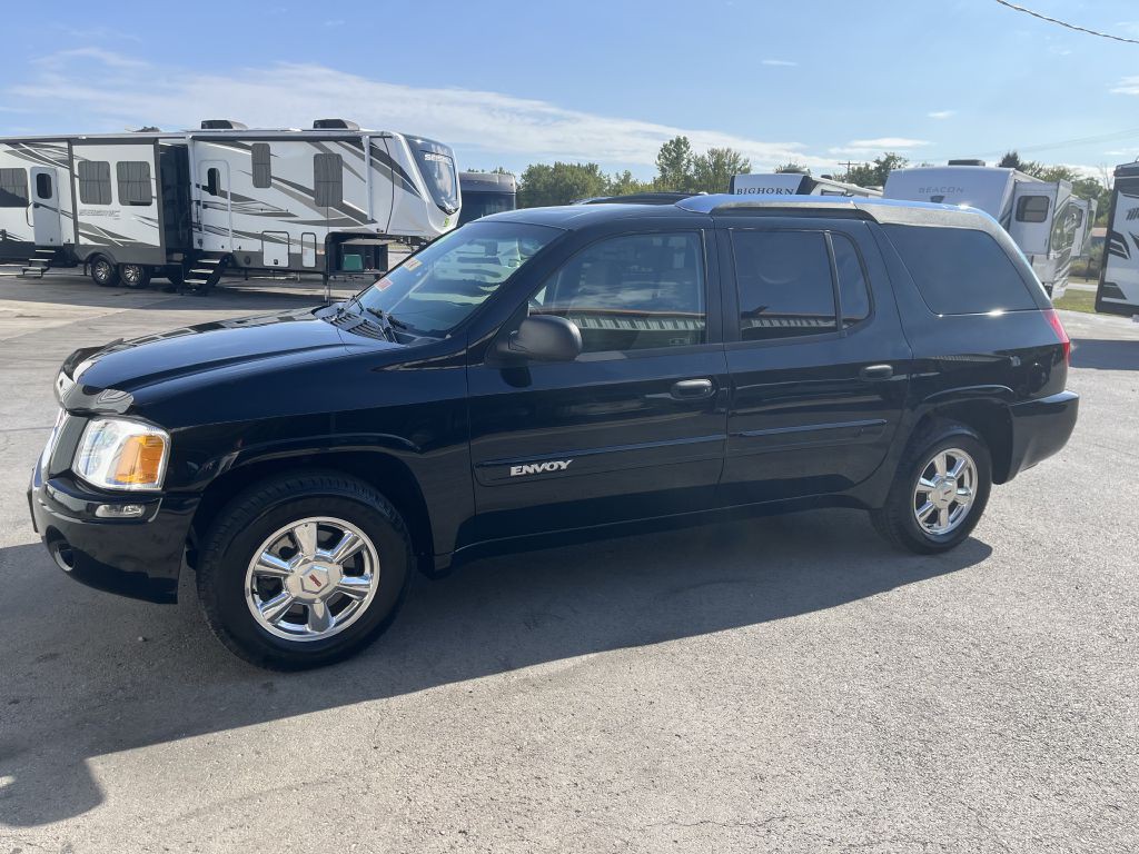 2004 GMC Envoy Image 4