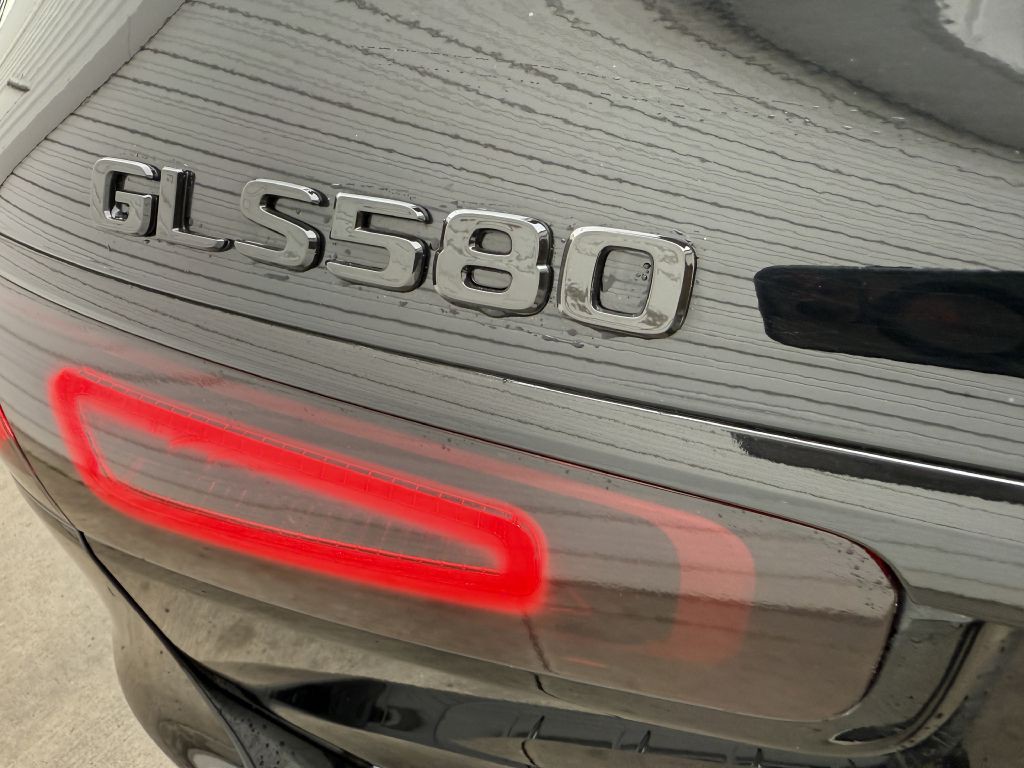 2020 Mercedes-Benz GLS-Class Image 17