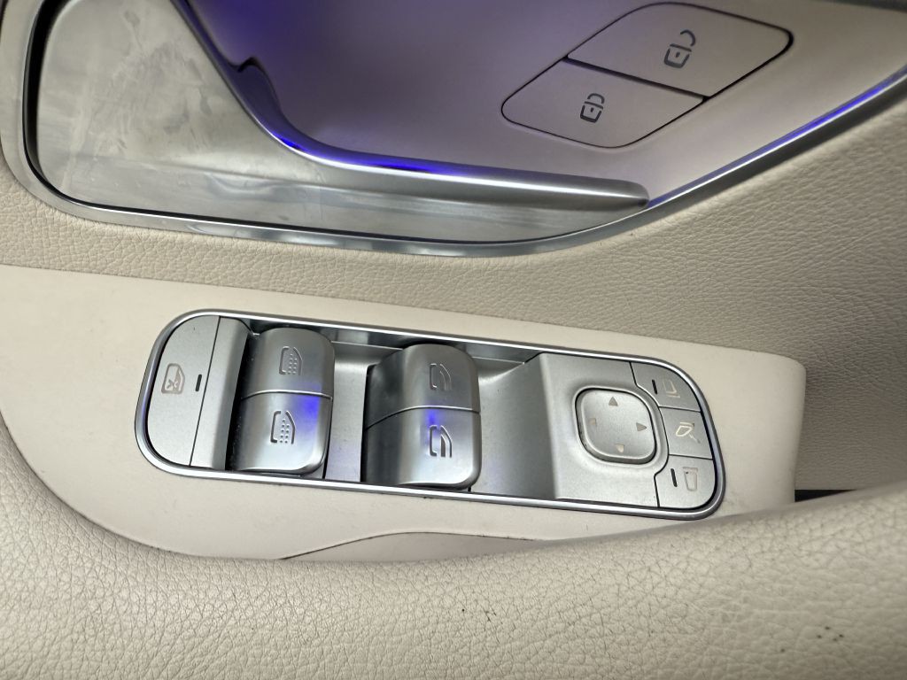 2020 Mercedes-Benz GLS-Class Image 37