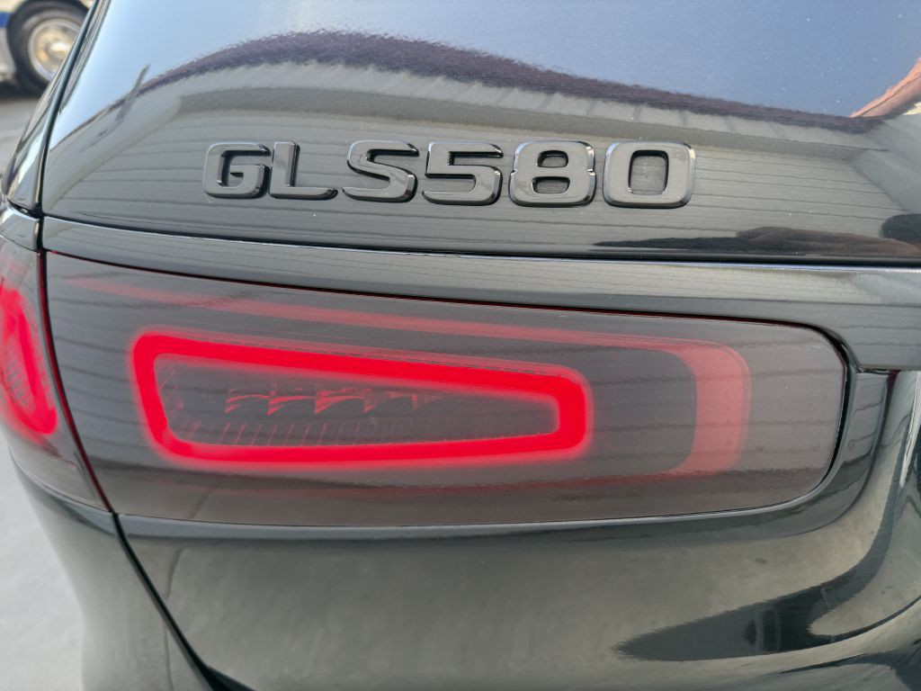 2020 Mercedes-Benz GLS-Class Image 21