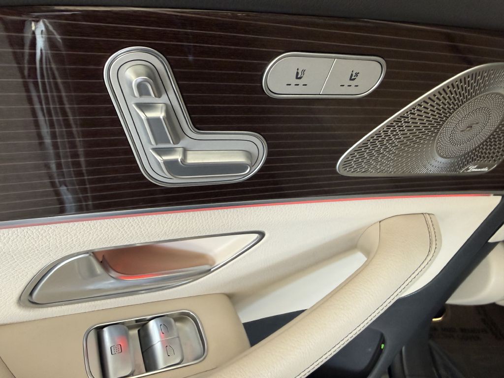 2020 Mercedes-Benz GLS-Class Image 40