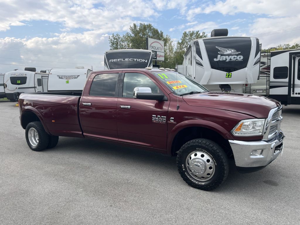 2017 RAM 3500 Image 2