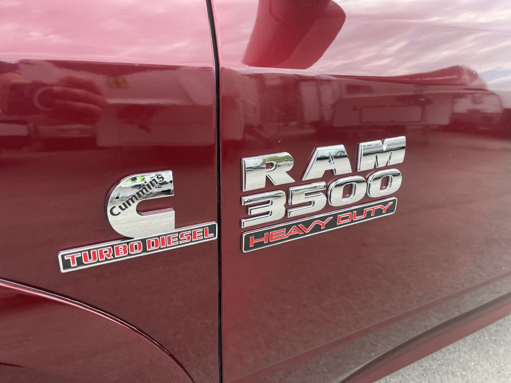 2017 RAM 3500 Image 5
