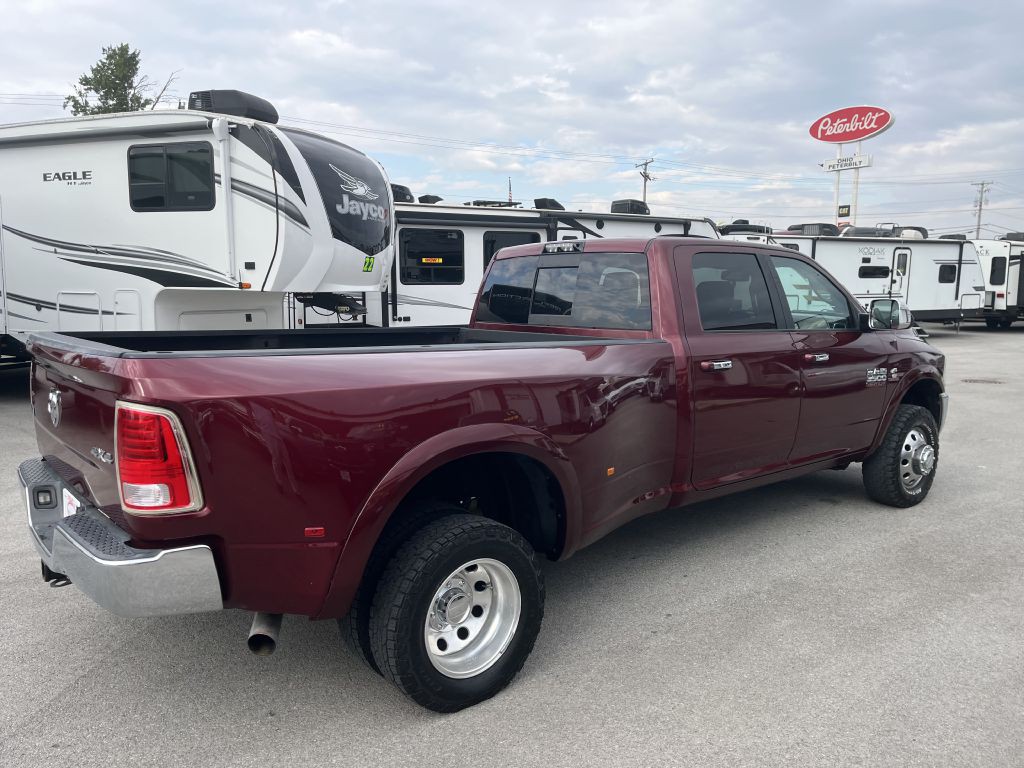 2017 RAM 3500 Image 8