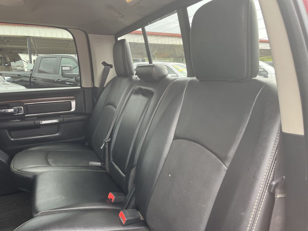 2017 RAM 3500 Image 12
