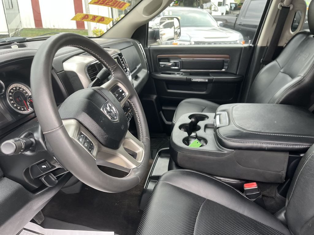 2017 RAM 3500 Image 16
