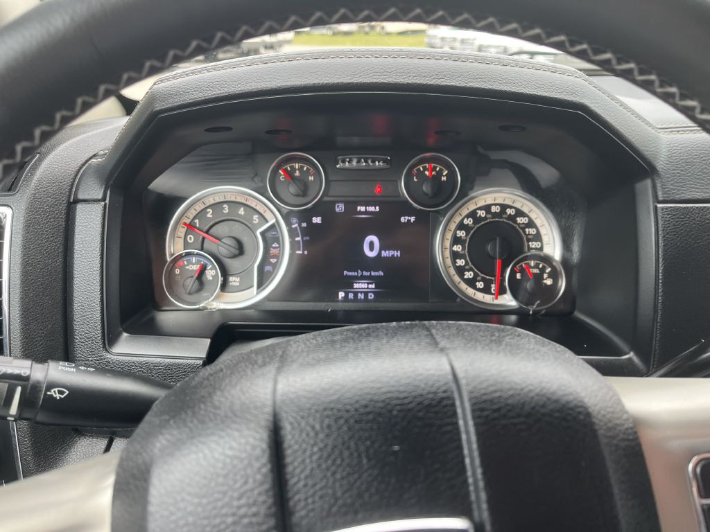 2017 RAM 3500 Image 21