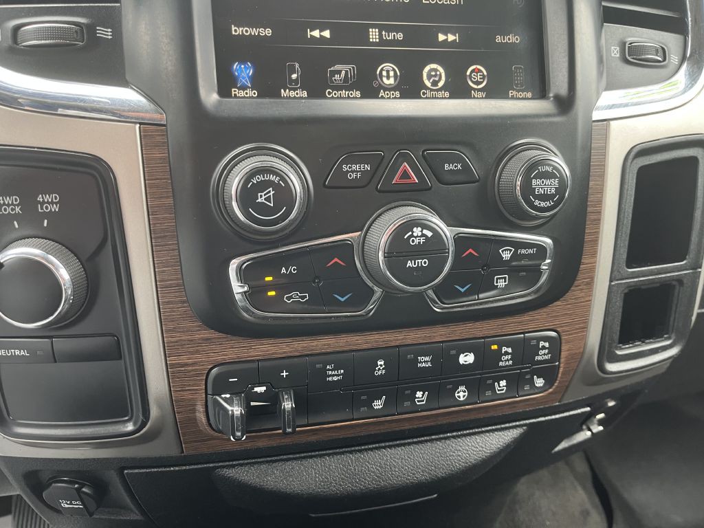 2017 RAM 3500 Image 24