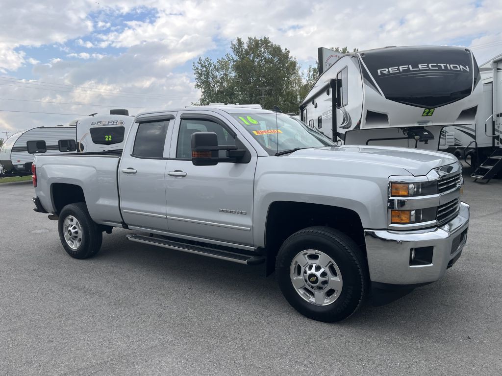 2016 Chevrolet Silverado 1500 Image 2