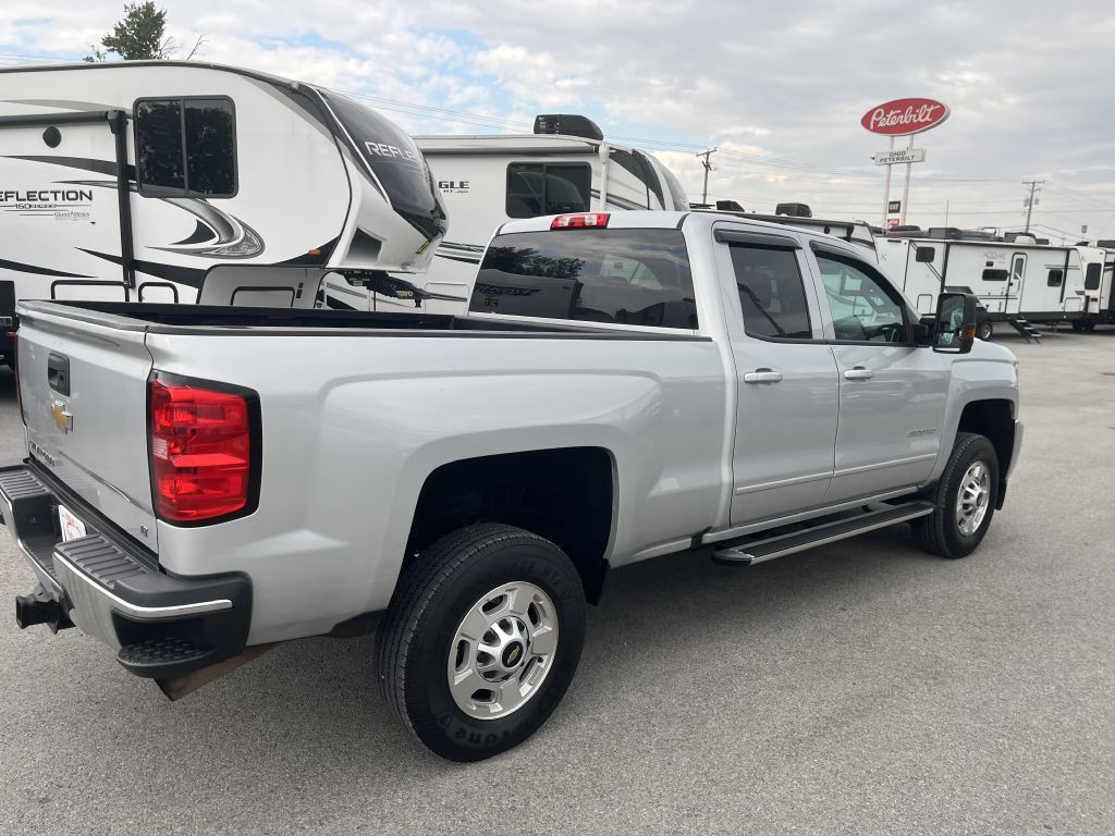 2016 Chevrolet Silverado 1500 Image 10