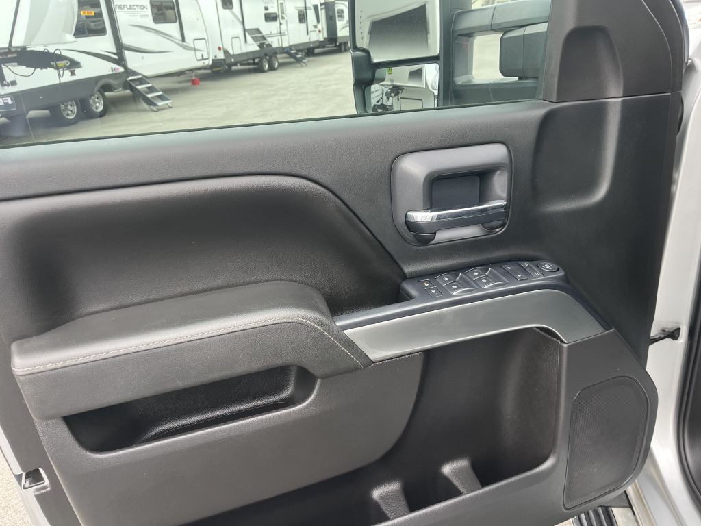 2016 Chevrolet Silverado 1500 Image 17