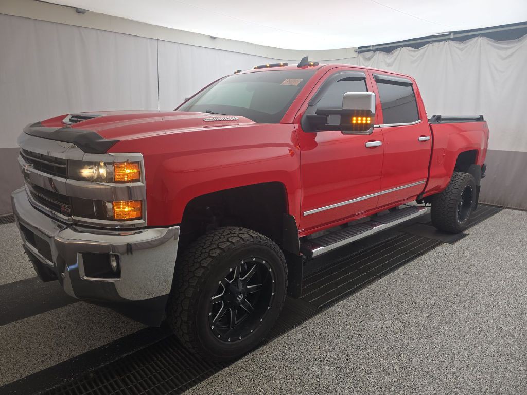 2019 Chevrolet Silverado 1500 Image 1