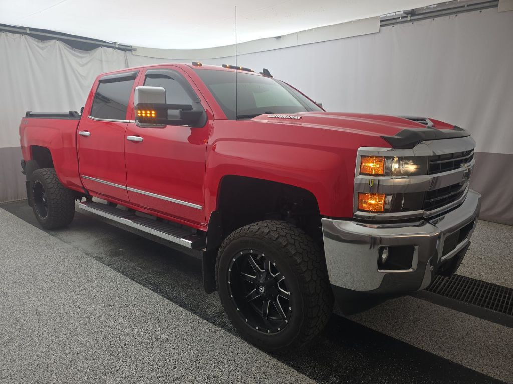 2019 Chevrolet Silverado 1500 Image 4