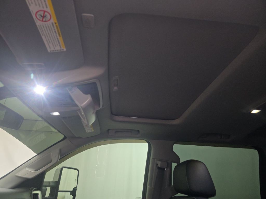 2019 Chevrolet Silverado 1500 Image 11
