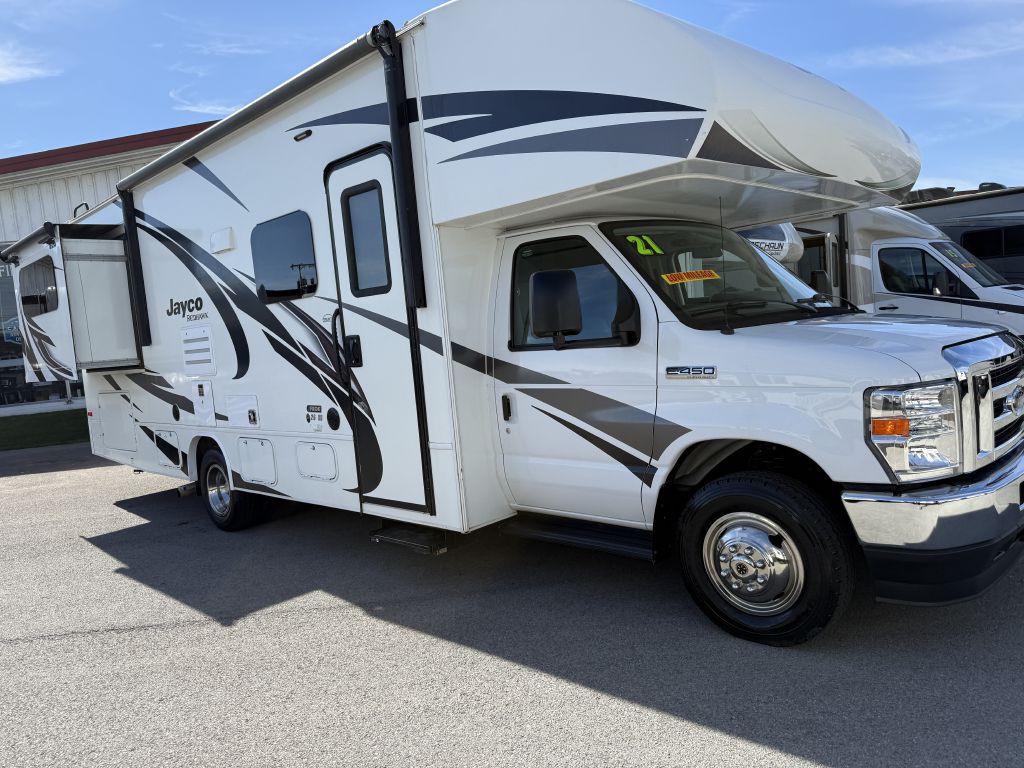 2021 Ford Econoline Image 3